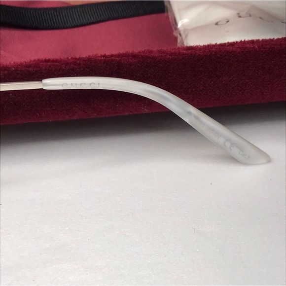 New Authentic GUCCI Crystal Embellished Cat Eye GG0641S Sunglasses White - Picture 15 of 15